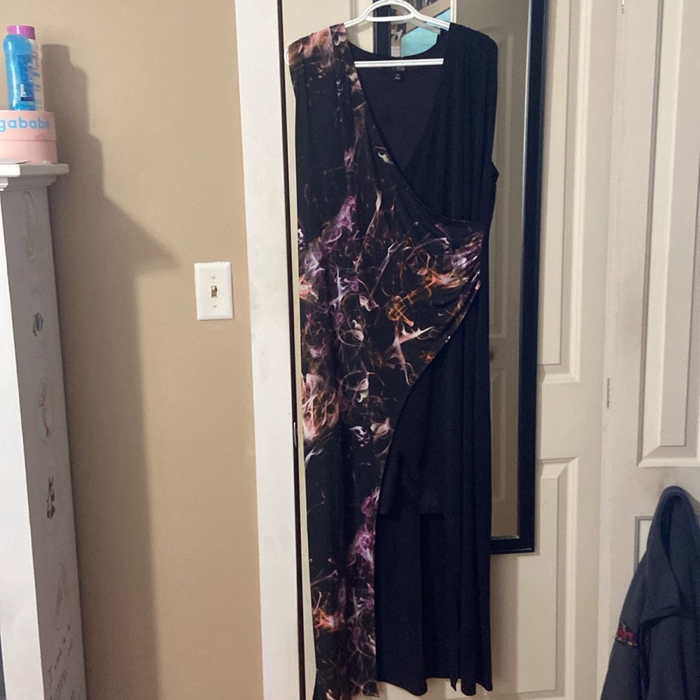6th and Ln dress